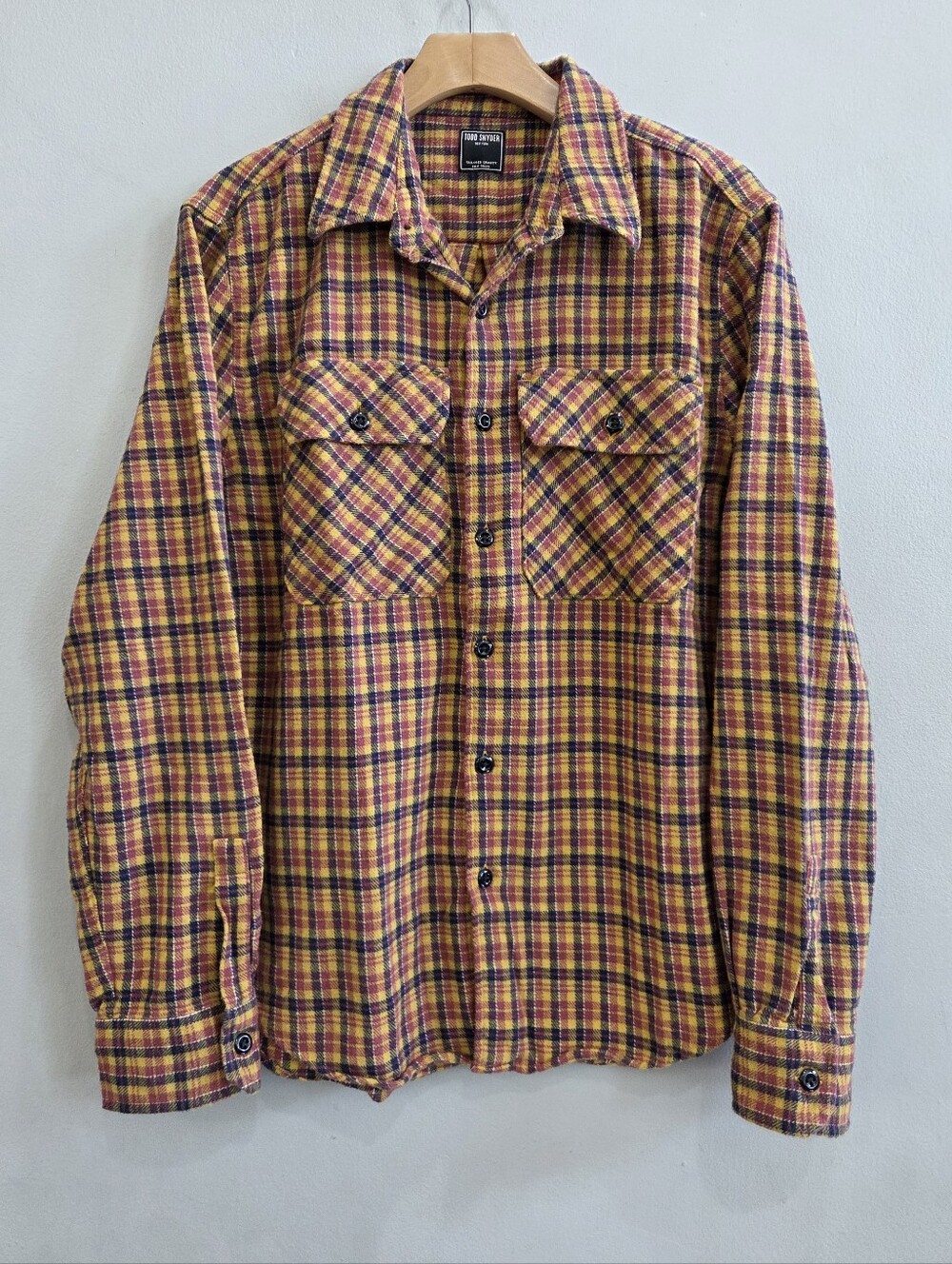 Todd Snyder Plaid Flannel Button Shirt Pockets Long Sleeve 100% Cotton Medium